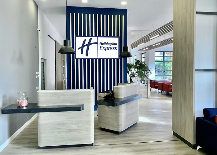Holiday Inn Express Ciudad De Las Ciencias By Ihg Valence