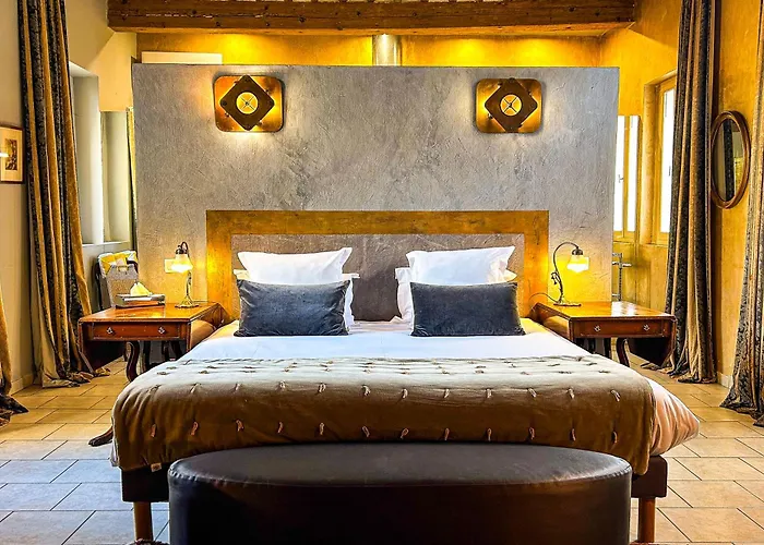 Villa Troletti, hôtel particulier de luxe en Provence LʼIsle-sur-la-Sorgue