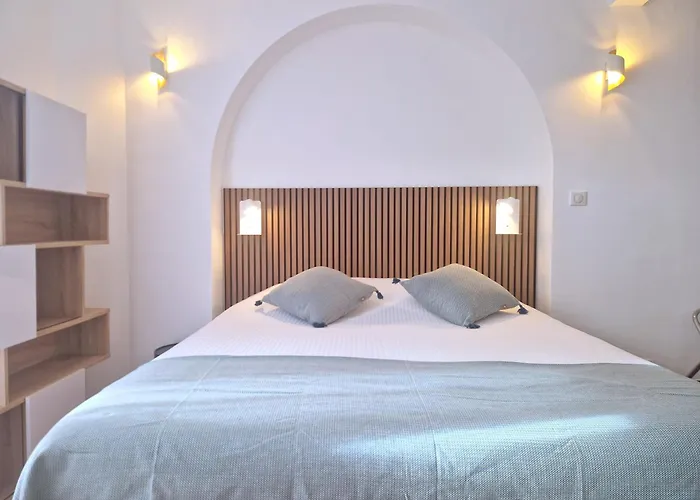 Hôtel La Petite Bohème Le Lavandou