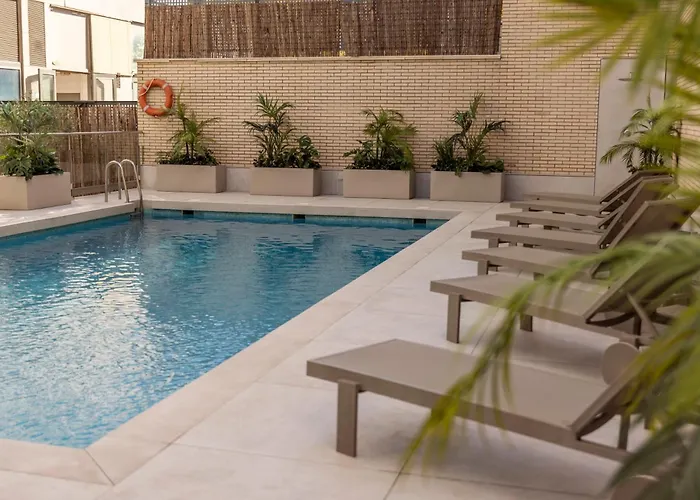 Hotel Ilunion Valencia 4