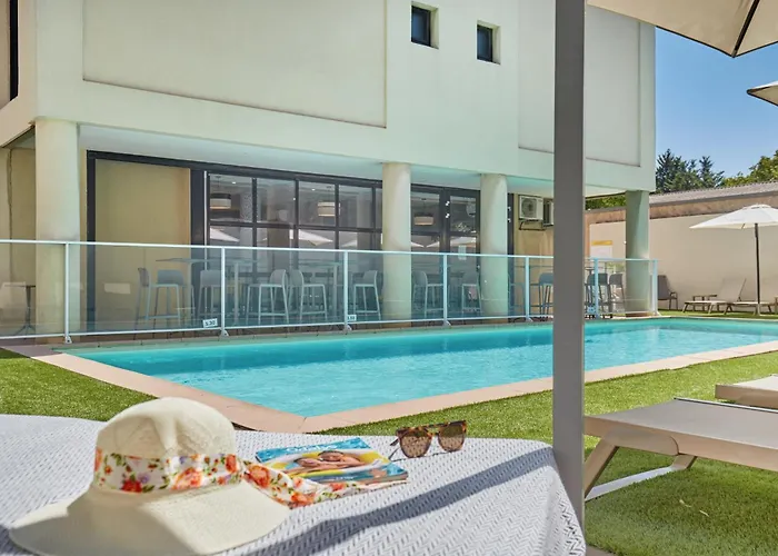 Appart Hotel Odalys City Aix en Provence Les Floridianes Aix-en-Provence