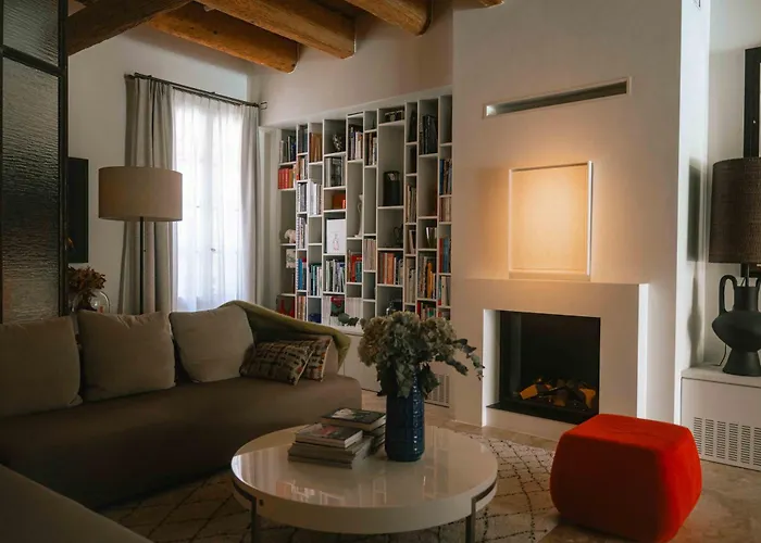 Hotel Marcelle en Camargue à Aigues-Mortes