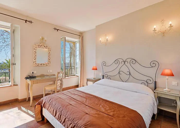 Hostellerie du Cigalou - Les Collectionneurs Bormes-les-Mimosas