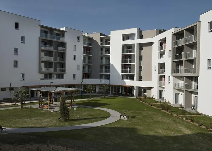 Aparthotel Domitys Le Palmier du Roi à Pau